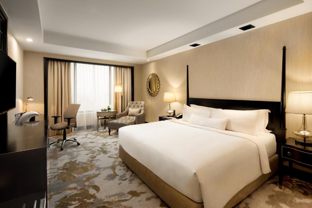 Двухместный (Представительский двухместный номер с 1 кроватью или 2 отдельными кроватями) отеля AYANA Midplaza JAKARTA, Джакарта