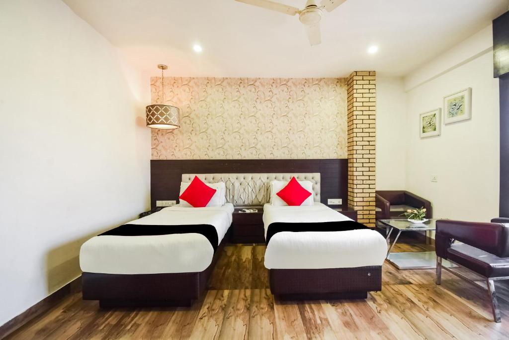 Двухместный (Двухместный номер Делюкс с 1 кроватью) отеля Hotel Ivory Inn Kolkata, Калькутта