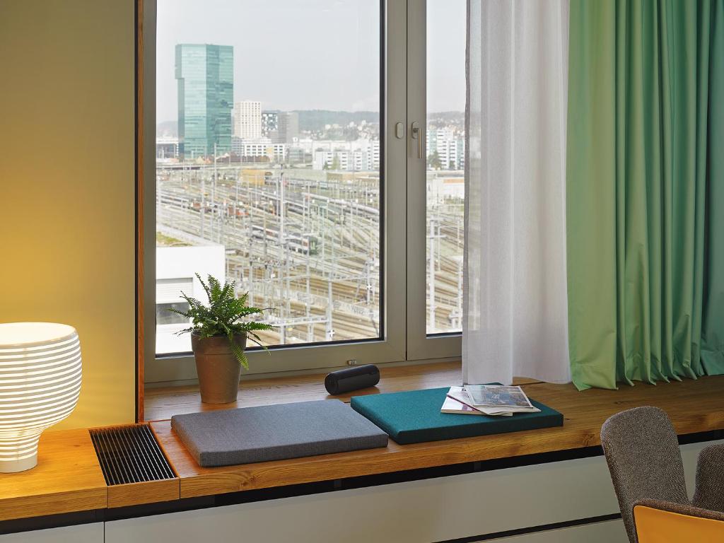 Сьюит (Trainspotting Suite), 25hours Hotel am Hauptbahnhof