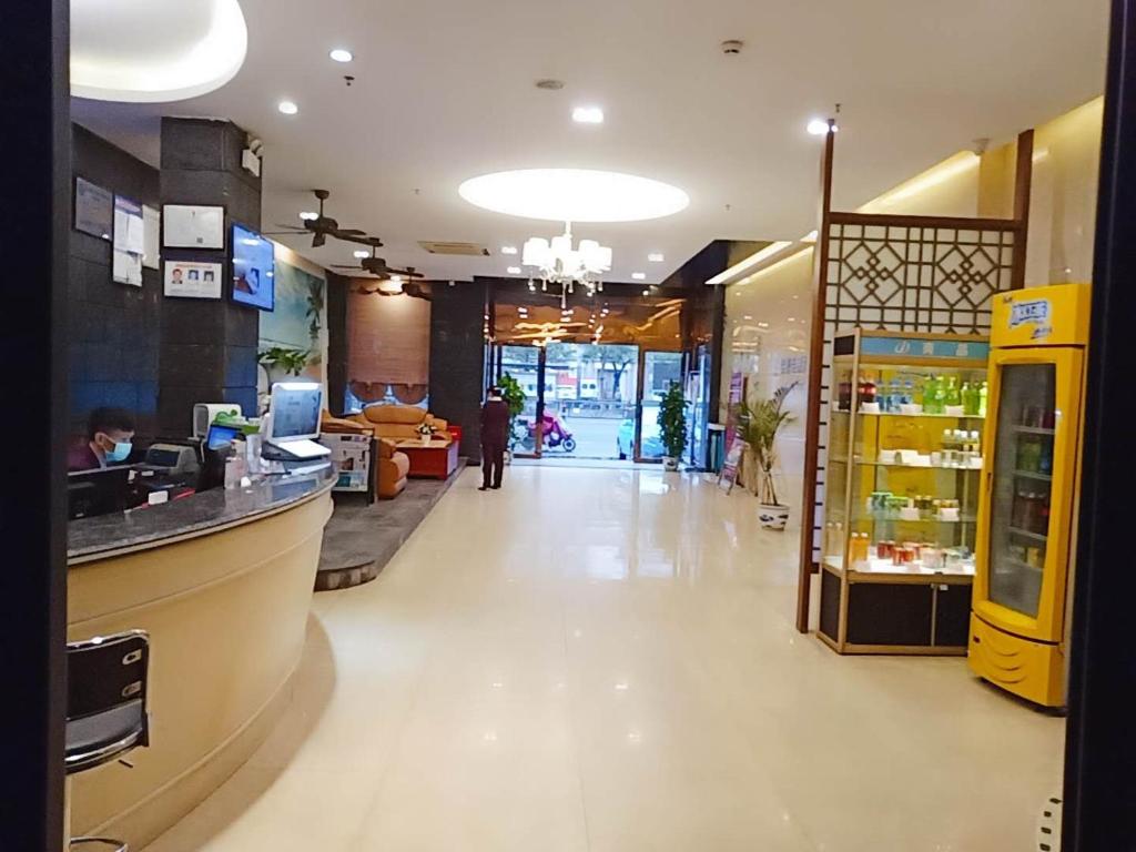 Отель Jiajie Inn Haikou East Bus Terminal Branch, Хайкоу