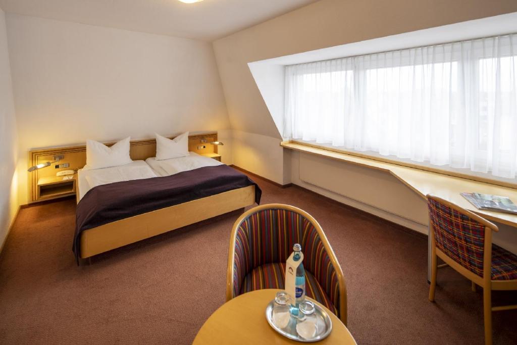 Двухместный (Классический двухместный номер с 1 кроватью) отеля Hotel Gloria Superior, Штутгарт
