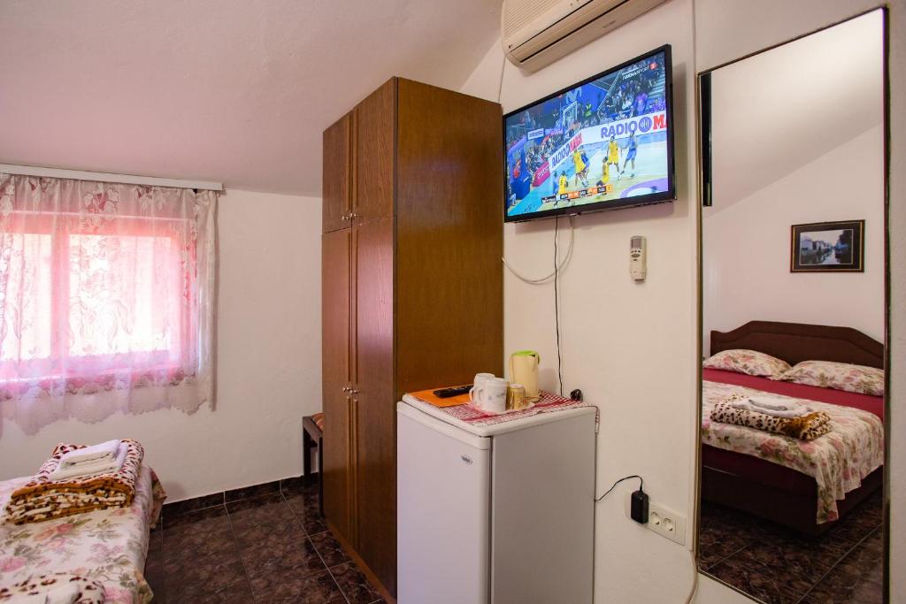 Двухместный (Двухместный номер с 1 кроватью и общим балконом), Guest House Mary