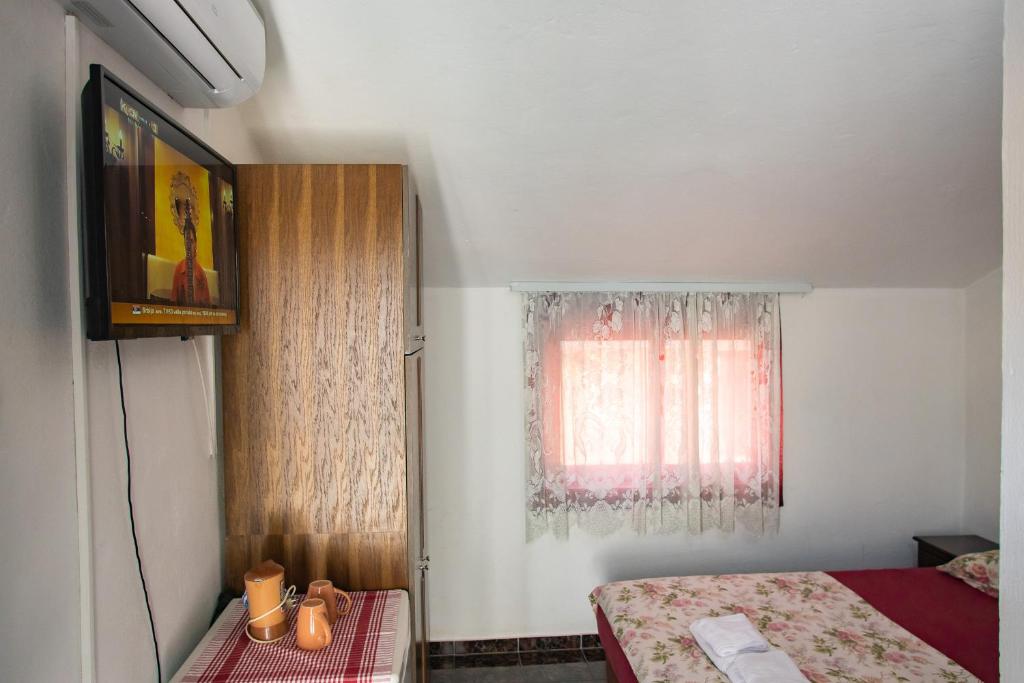 Двухместный (Двухместный номер с 1 кроватью и общим балконом), Guest House Mary