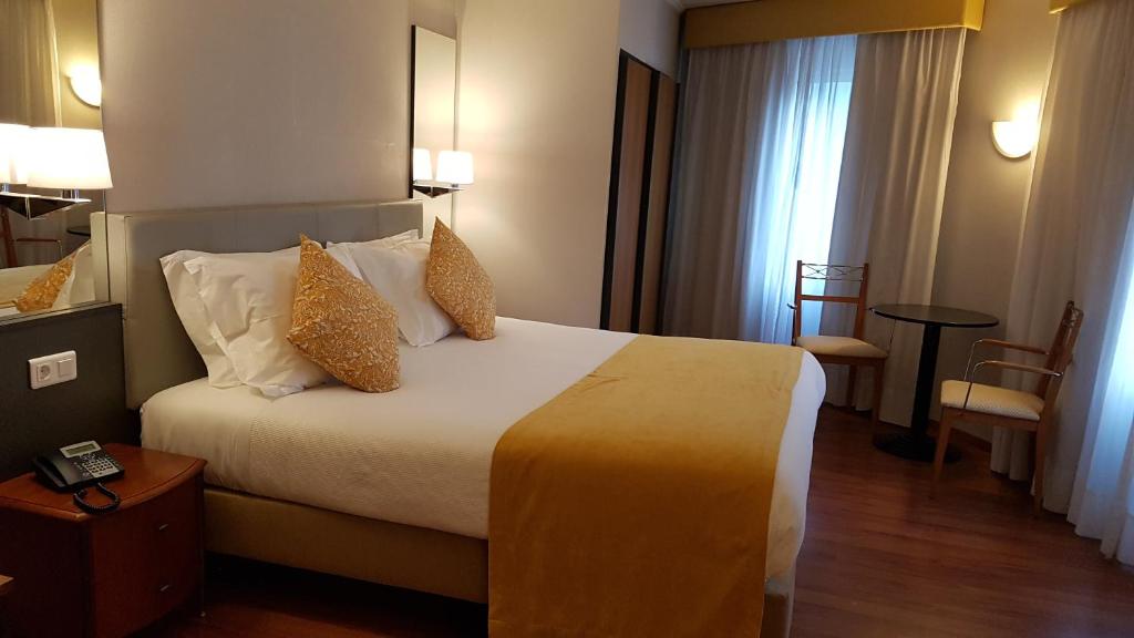 Двухместный (Улучшенный двухместный номер с 1 кроватью) отеля Hotel 3K Madrid, Лиссабон