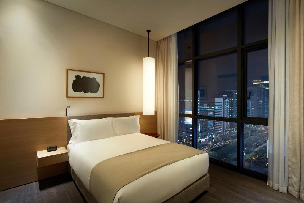 Двухместный (Двухместный номер «Гранд» Делюкс с 1 кроватью) отеля Shilla Stay Samsung, Сеул