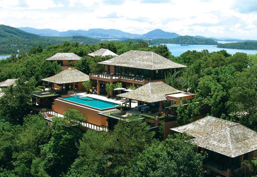 Вилла (Жилая вилла с 5 спальнями и бассейном) курортного отеля Sri Panwa Phuket Luxury, Пхукет
