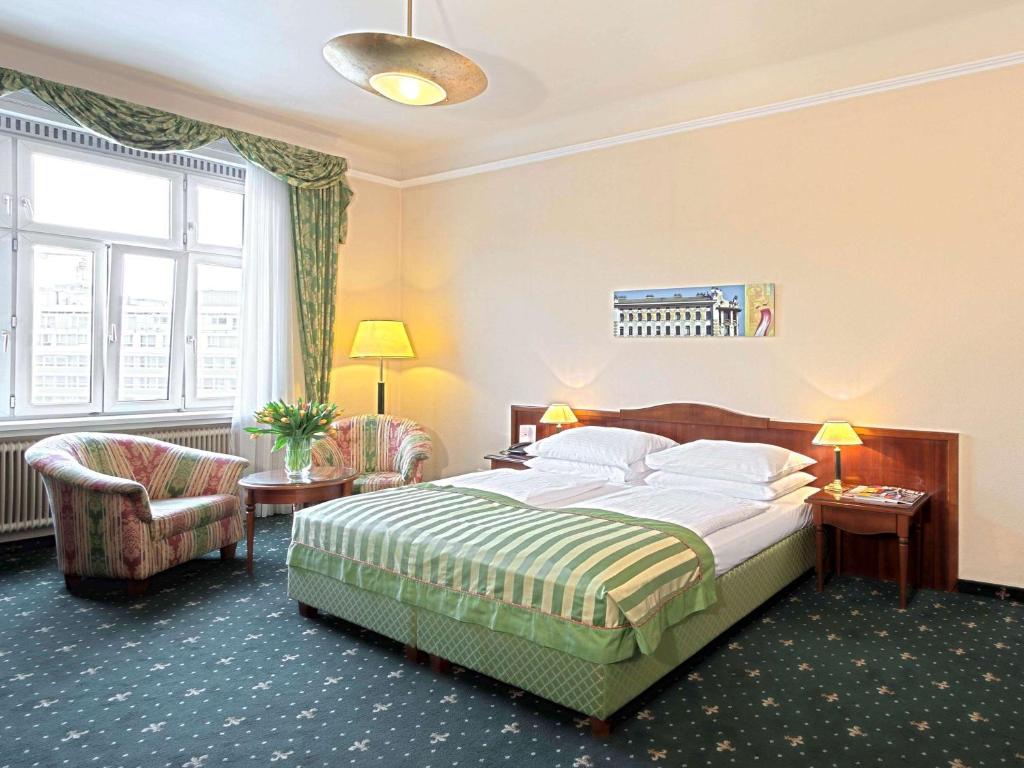 Двухместный (Стандартный двухместный номер с 1 кроватью или 2 отдельными кроватями) отеля Mercure Secession Wien, Вена