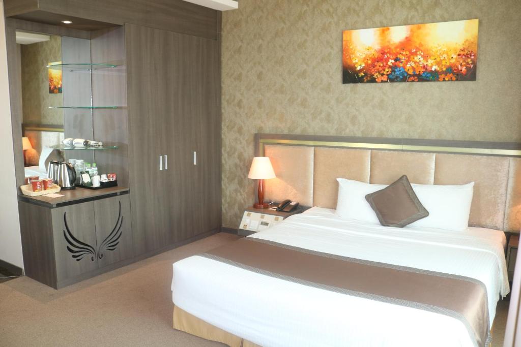Двухместный (Двухместный номер Делюкс с 1 кроватью) отеля Muong Thanh Luxury Can Tho Hotel, Кантхо