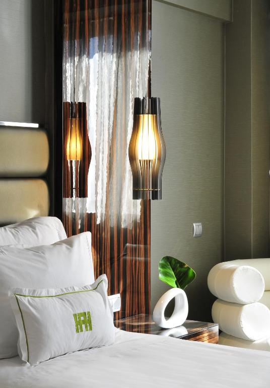 Двухместный (Улучшенный двухместный номер с 1 кроватью) отеля Altis Grand Hotel – Luxury Collection Hotels, Лиссабон