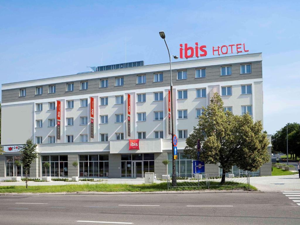 Отель Hotel Ibis Kielce Centrum, Кельце