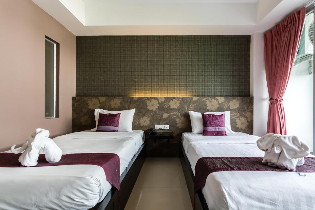 Двухместный (Staycation Offer Superior Twin Room + 10% Disc F&B) курортного отеля 7Q Resident, Пхукет