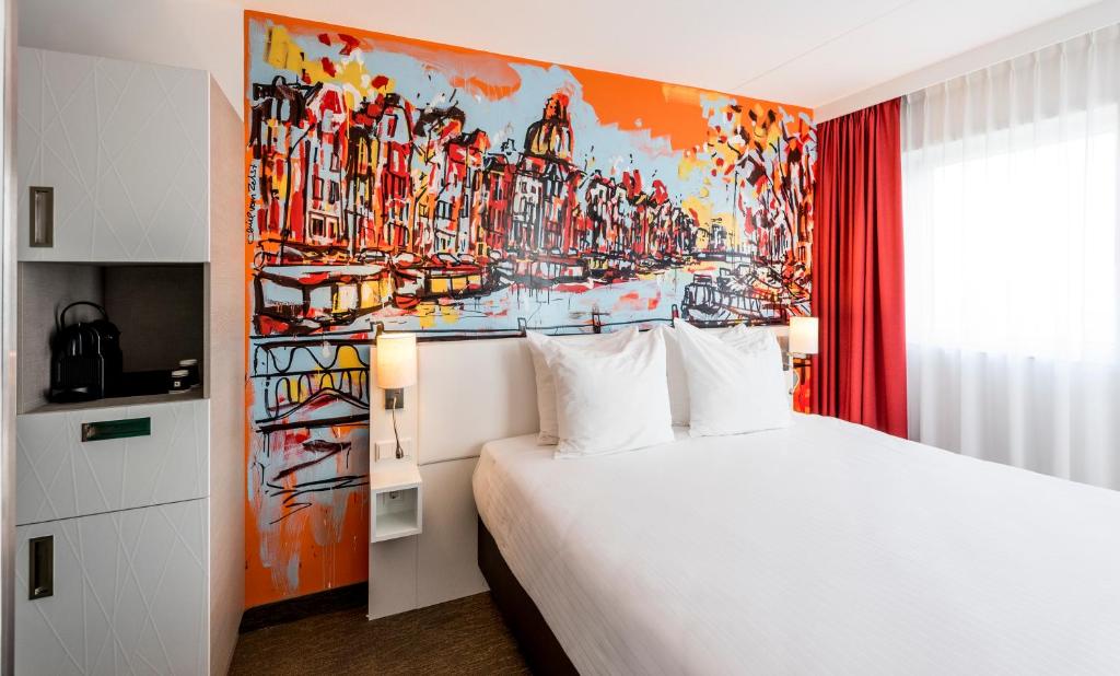 Двухместный (Двухместный номер с 1 кроватью и балконом) отеля WestCord Art Hotel Amsterdam 3 stars, Амстердам