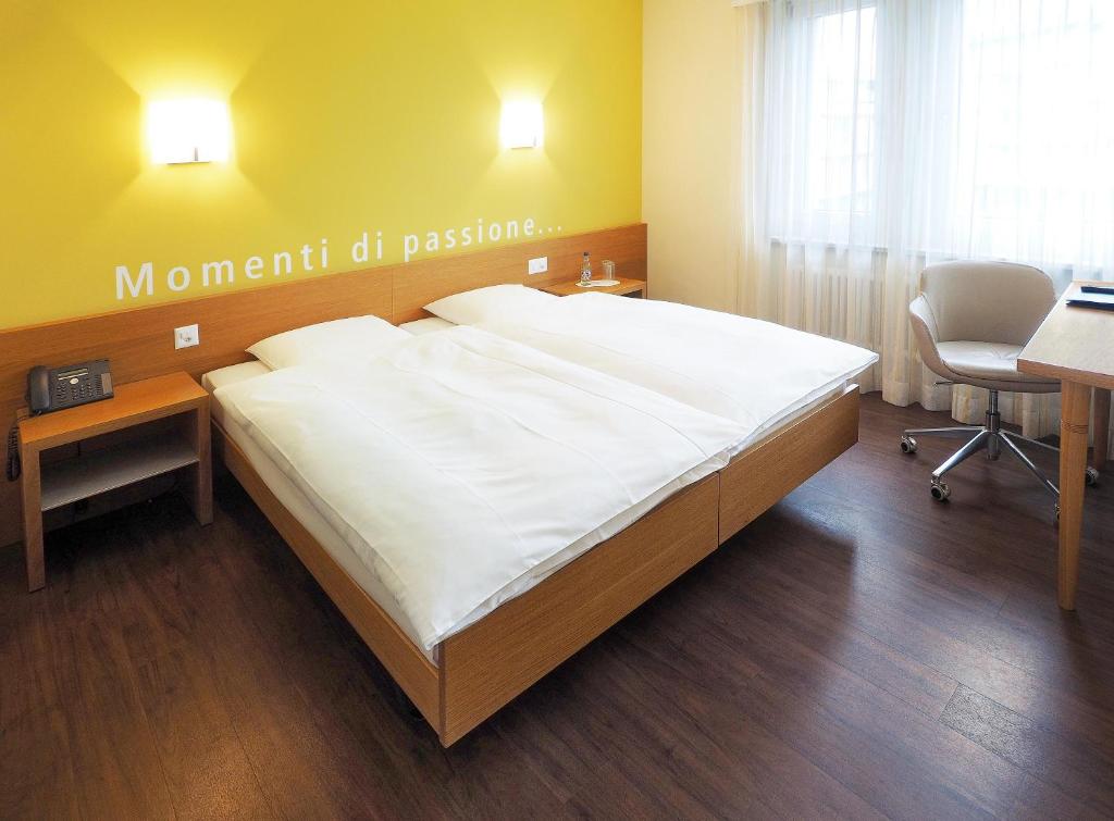 Двухместный (Двухместный номер «Комфорт» с 1 кроватью) отеля Sommerau-Ticino Swiss Quality Hotel, Дитикон