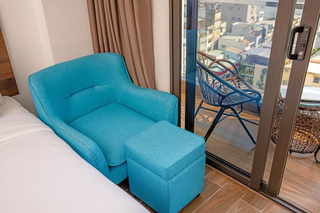 Двухместный (Twin Room with Partial City View and River View), Gold Plaza Hotel Da Nang