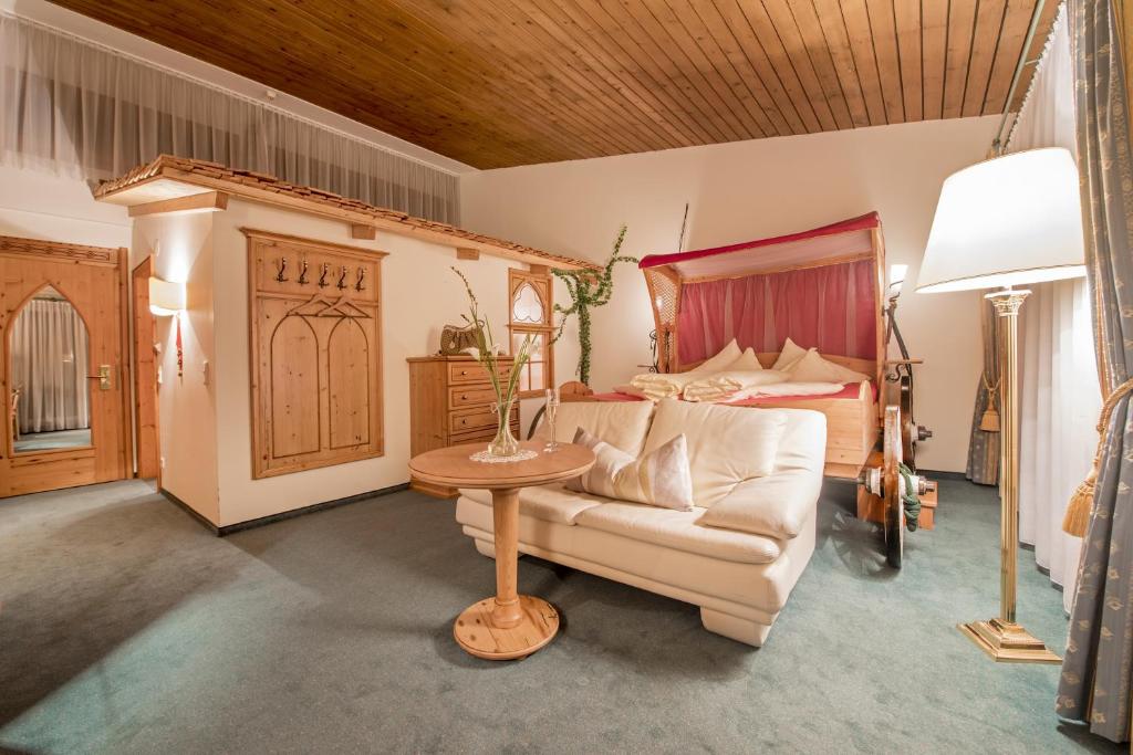 Двухместный (Двухместный номер Делюкс с 1 кроватью) отеля Hotel Vitalquelle Montafon, Партенен