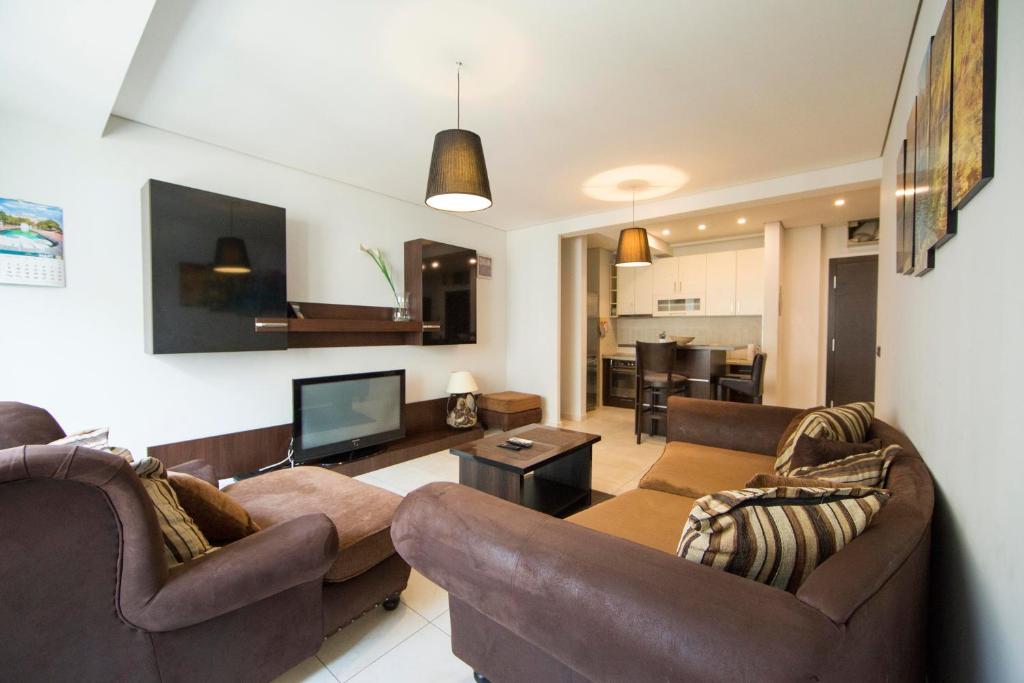 Квартира в белграде. Белград квартиры. Hotel Mona Plaza 4 Белград. Квартира в Белграде детская. Serbia Luxury Apartments.