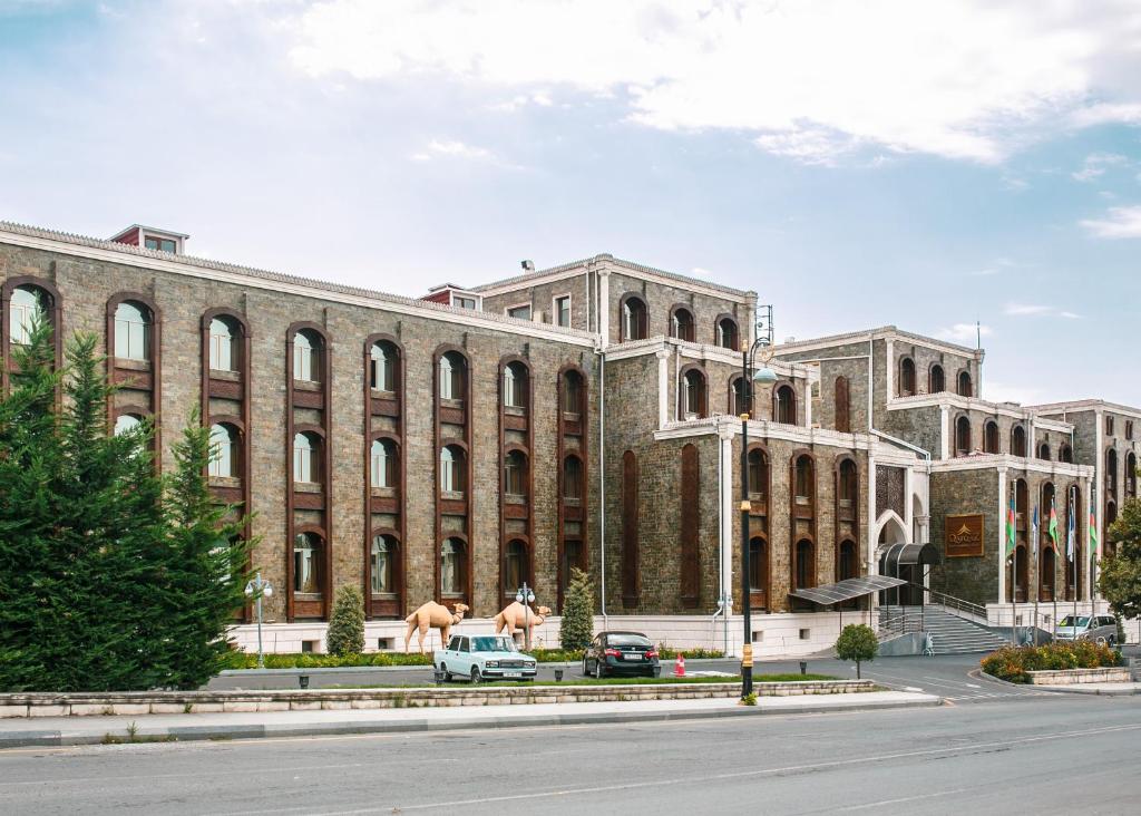 Отель Qafqaz Karvansaray, Габала