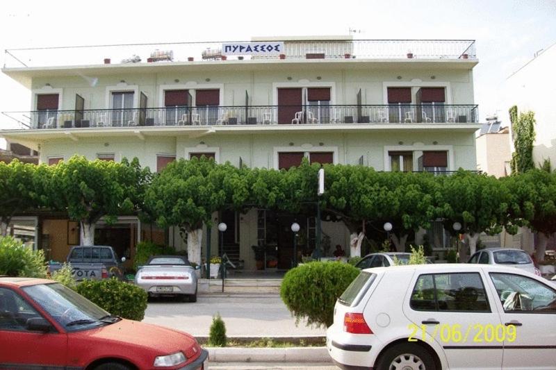 Отель Pyrassos, Неа-Анхиалос