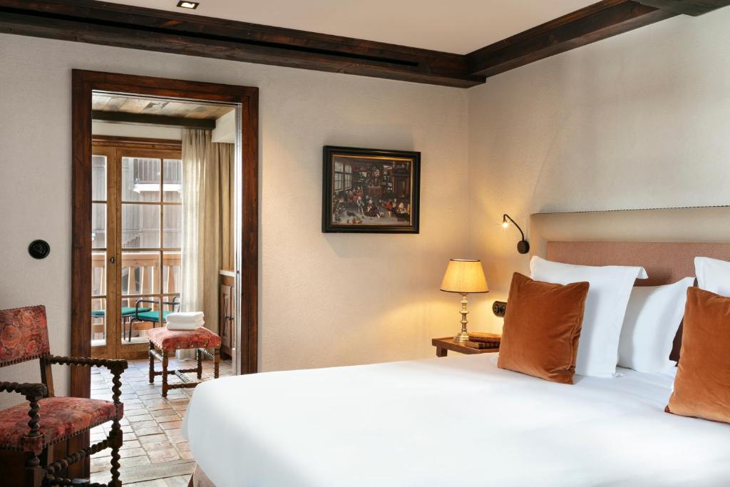 Двухместный (Двухместный номер Делюкс с 1 кроватью или 2 отдельными кроватями) отеля Hôtel & Spa Le Brussel's, Валь-дизер