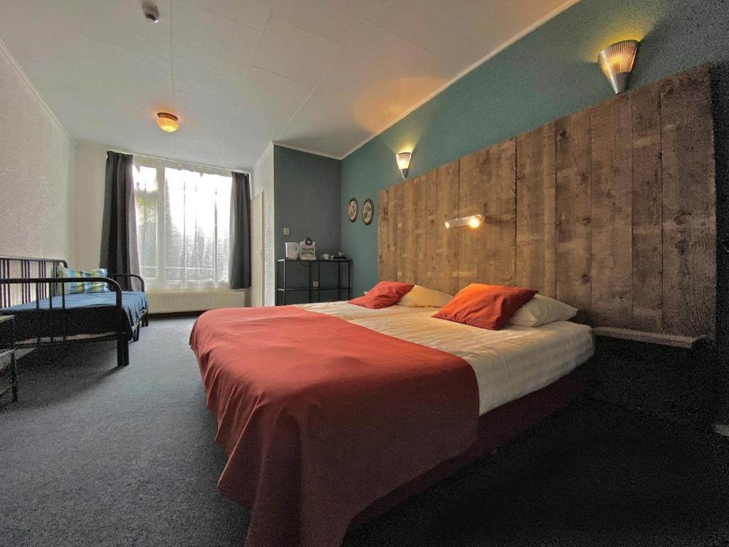 Двухместный (Двухместный номер с 2 отдельными кроватями) отеля De Brabantse Boerin, Эйндховен