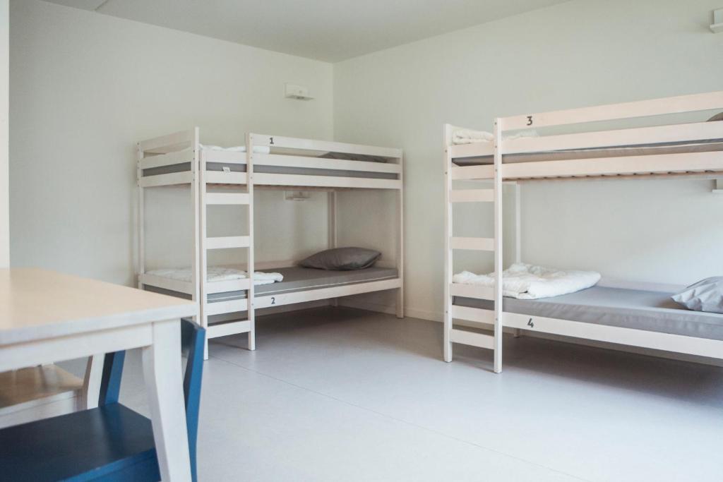 Четырехместный (Общий номер с 4 кроватями) хостела Snuffel Hostel, Брюгге