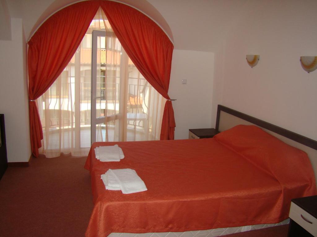Двухместный (Двухместный номер с 1 кроватью или 2 отдельными кроватями и балконом) отеля Hotel Bellisimo, Лозенец