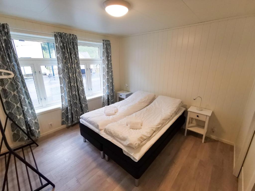 Двухместный (Двухместный номер с 1 кроватью и собственной ванной комнатой) отеля Gudvangen Fjordtell & Apartments, Гудванген