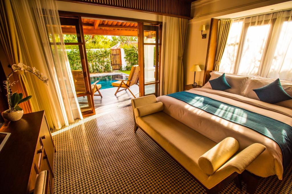 Вилла (Вилла с собственным бассейном и 2 спальнями) курортного отеля The Anam Resort, Камрань