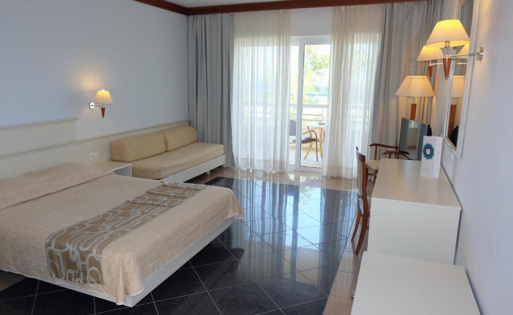 Двухместный (Стандартный двухместный номер с 1 кроватью) отеля Kipriotis Maris Suites, Кос