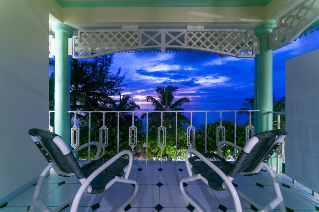 Двухместный (Двухместный номер Делюкс с 1 кроватью) отеля Palm Beach Hotel, Гранд Анс