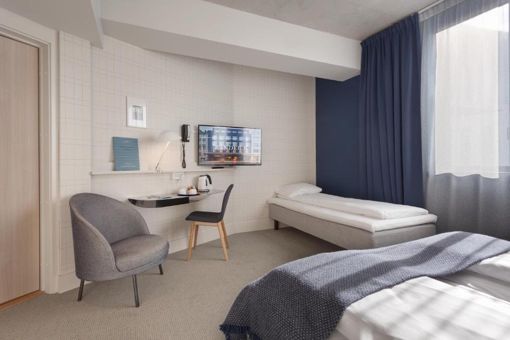 Трехместный (Семейный двухместный номер с 2 отдельными кроватями.) отеля Zander K Hotel, Берген (Северное море)