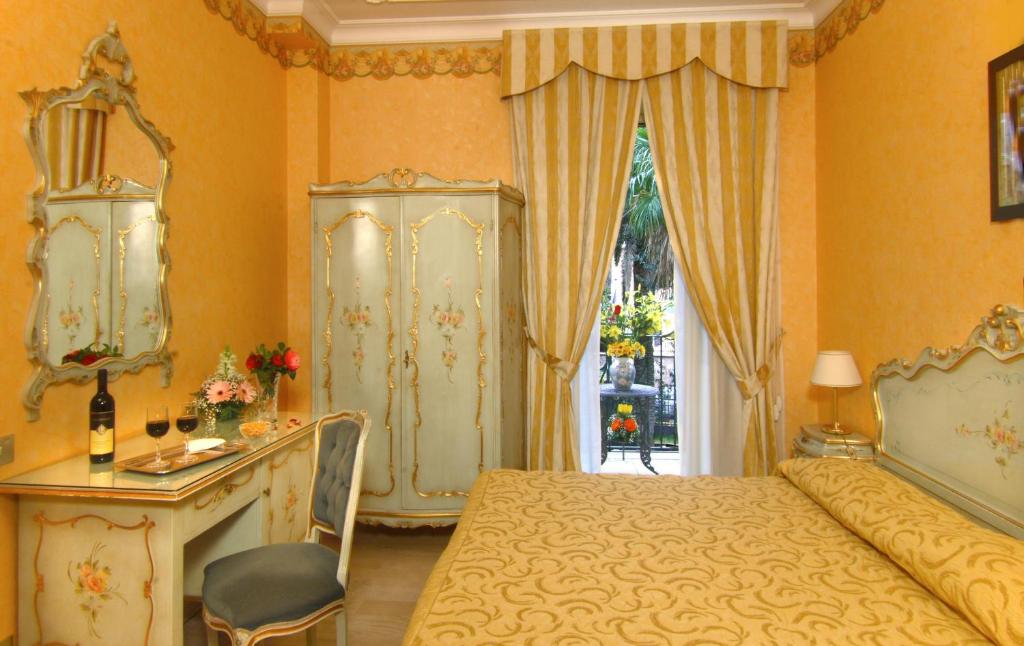 Двухместный (Стандартный двухместный номер с 1 кроватью или 2 отдельными кроватями) отеля Hotel Villa San Lorenzo Maria, Рим