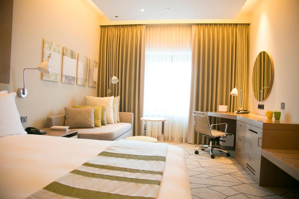 Двухместный (Улучшенный двухместный номер с 1 кроватью или 2 отдельными кроватями) отеля Holiday Inn - Dubai Festival City, Дубай