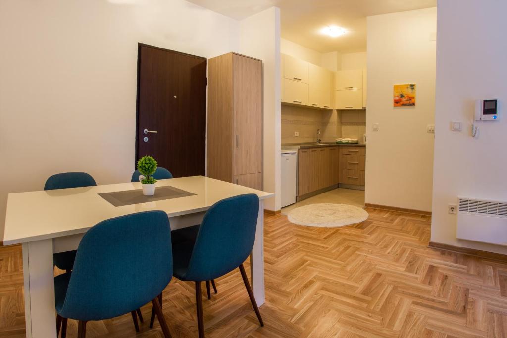 Апартаменты (Апартаменты), Peace 2 Apartments