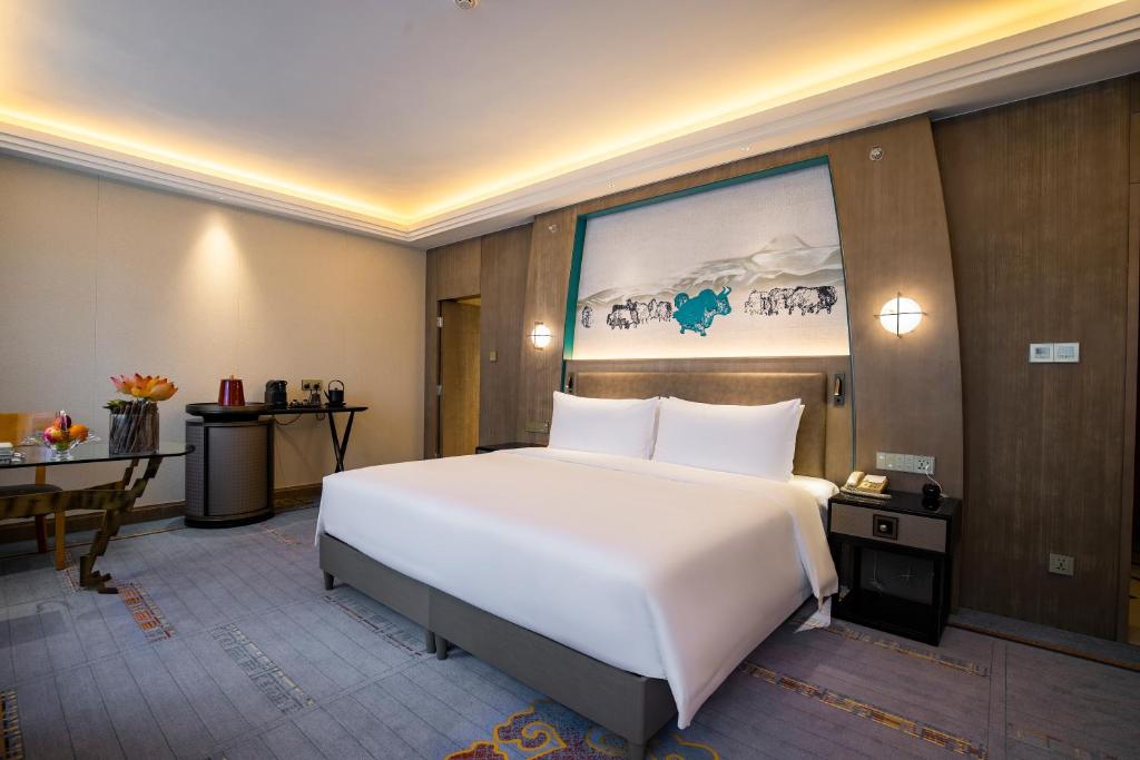 Двухместный (Для граждан материкового Китая - Номер Делюкс с кроватью размера «king-size») отеля Chengdu Tibet Hotel, Чэнду