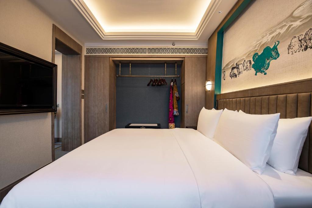 Сьюит (Суперлюкс для граждан материкового Китая) отеля Chengdu Tibet Hotel, Чэнду