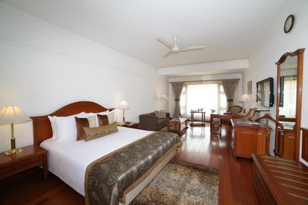 Двухместный (Представительский двухместный номер с 1 кроватью) отеля Jaypee Palace Hotel, Агра