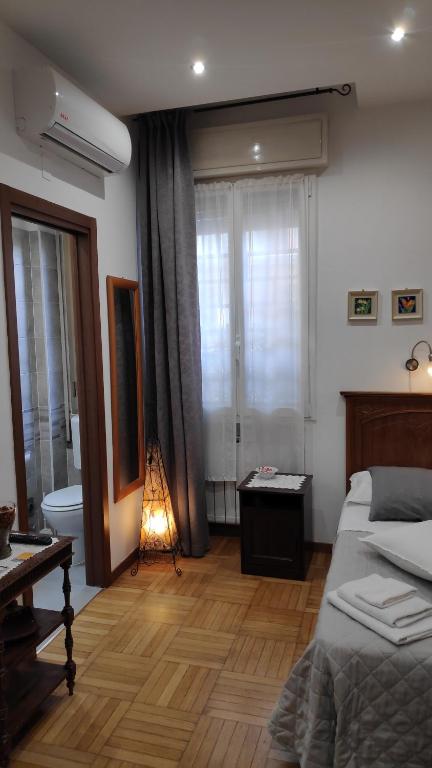 Одноместный (Одноместный номер с ванной комнатой), Bed & Breakfast CENTRALE Bologna