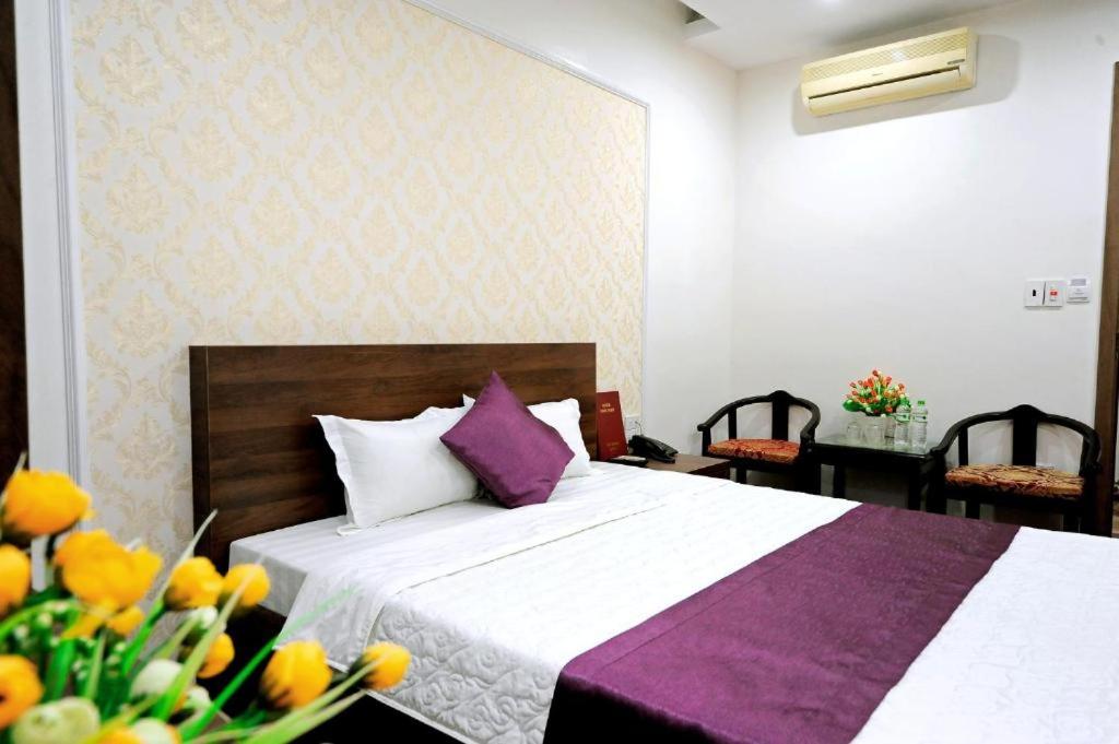 Двухместный (Двухместный номер Делюкс с 1 кроватью) отеля Van Giang Hotel, Ниньбинь
