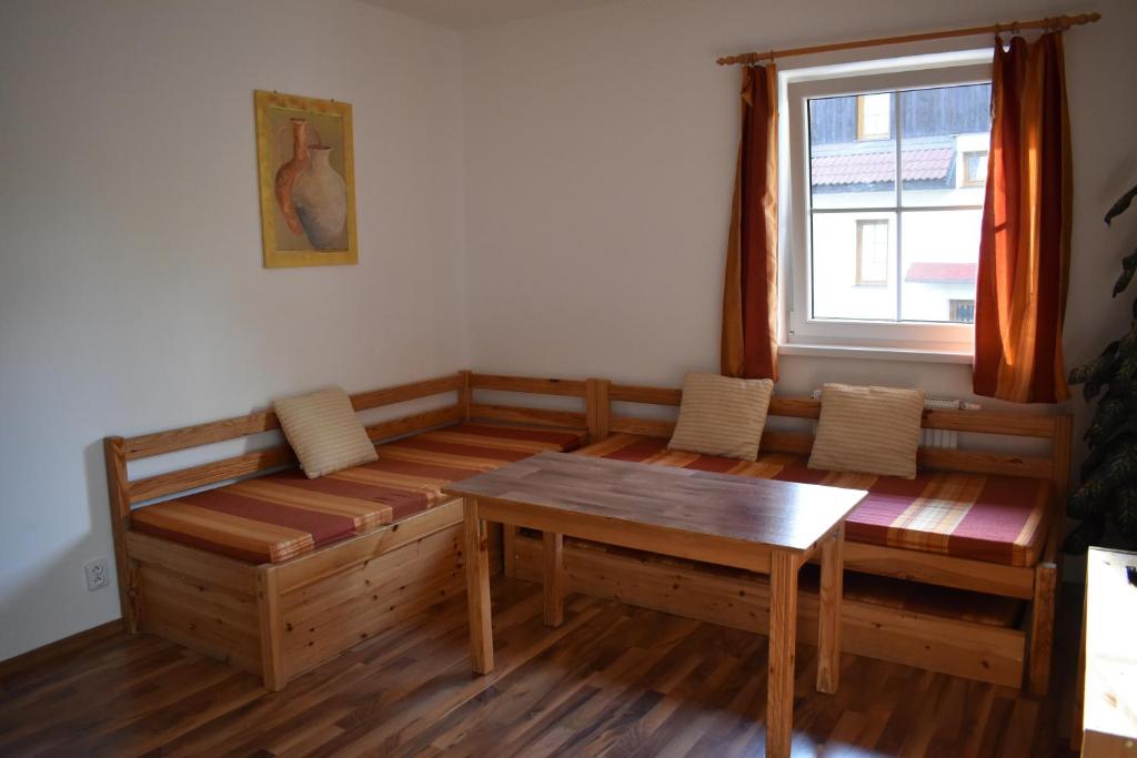Апартаменты (Апартаменты с 2 спальнями) гостевого дома Penzion Alpský Dům, Железна-Руда