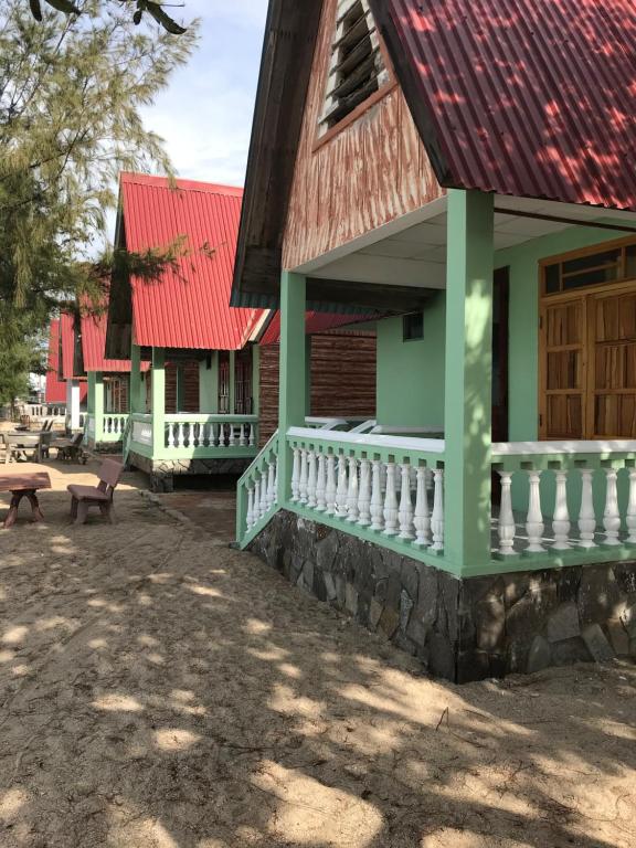 Двухместный (Двухместный номер с 2 отдельными кроватями и видом на море) отеля Khách sạn Cà Ná, Фанранг