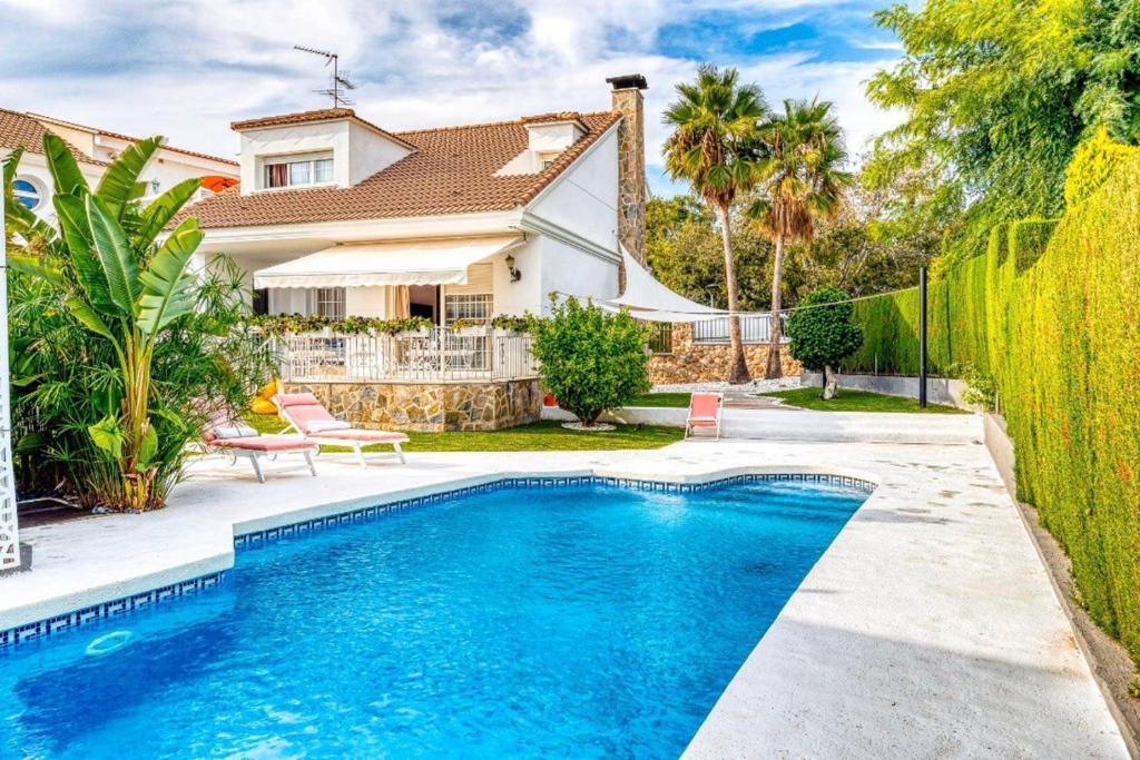 Villa with 7 bedrooms in Cambrils with private pool furnished terrace and WiFi, Камбрильс