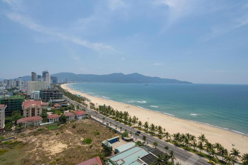 Апартаменты (Апартаменты с 2 спальнями), Luxury Apartment View My Khe beach 2-3bedroom