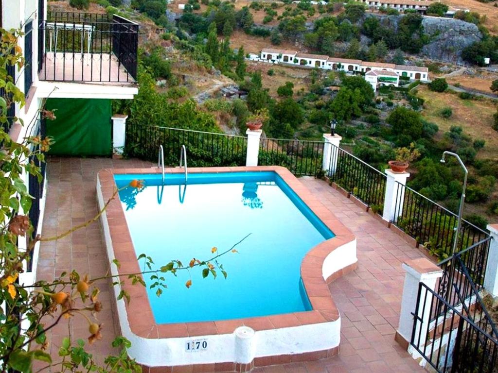 Chalet with 6 bedrooms in Grazalema with wonderful mountain view private pool furnished terrace 120 km from the beach