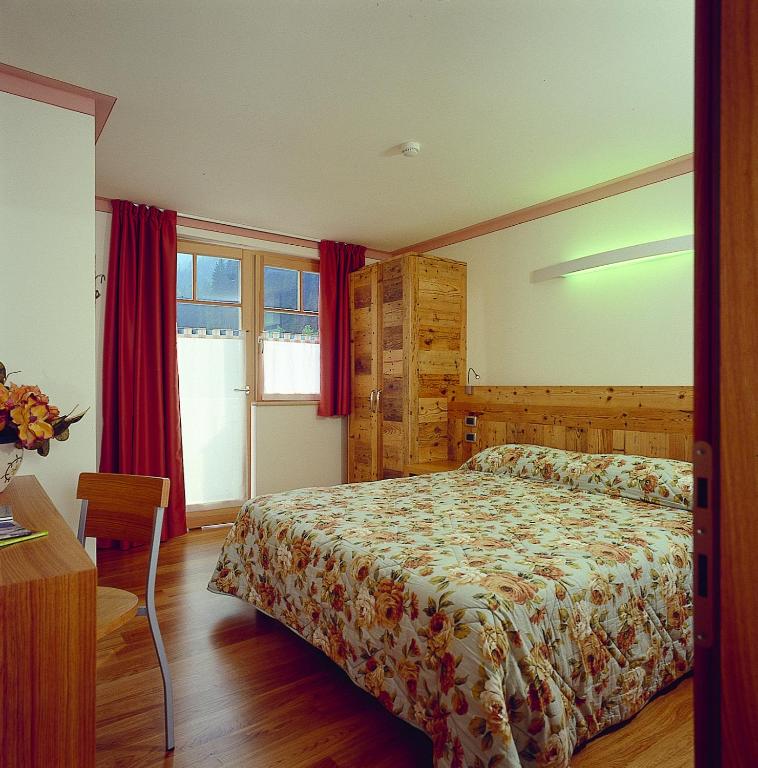 Апартаменты (Апартаменты с 2 спальнями) отеля Hotel Ideal, Мадонна-ди-Кампильо