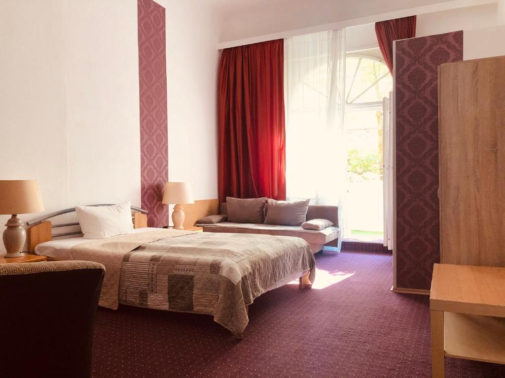 Двухместный (Двухместный номер с 1 кроватью и душем) отеля Hotel Castell am Kurfürstendamm, Берлин