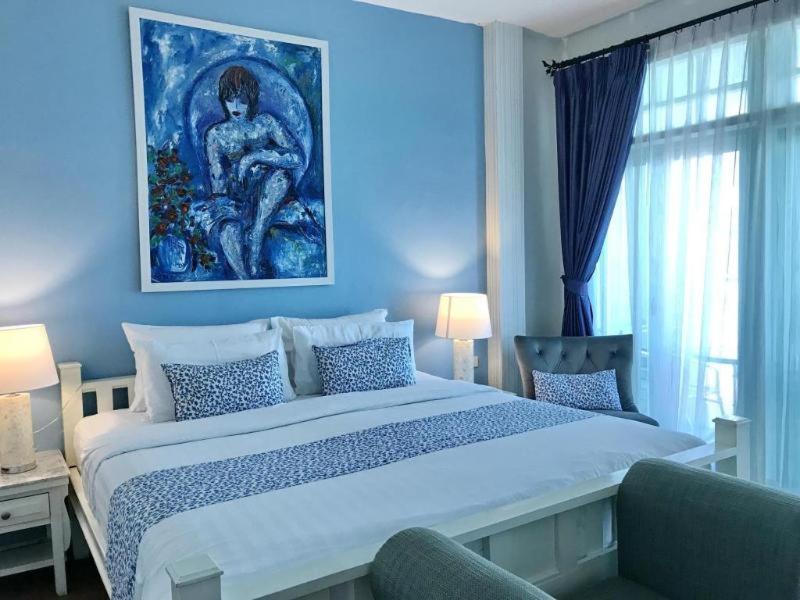 Сьюит (Phuket Sandbox : Two-Bedroom Family Suite + One Way Airport Transfer (Minimum 7 nights stay)), Casa Blanca Boutique Hotel