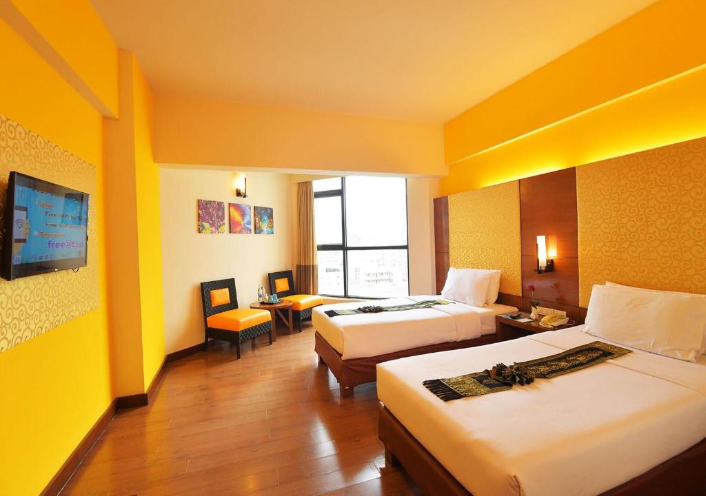 Двухместный (Двухместный номер Делюкс с 2 отдельными кроватями) отеля The Seasons Pattaya, Паттайя
