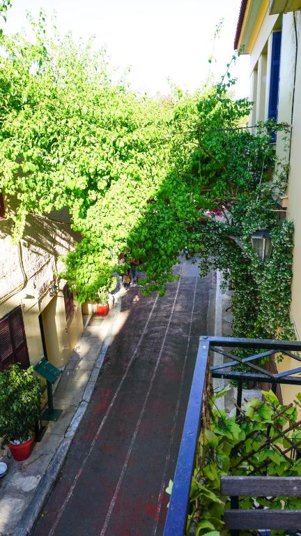 Вилла (Вилла с 4 спальнями), Athenian House in Plaka - 4 Bdrm Villa - 10 adults