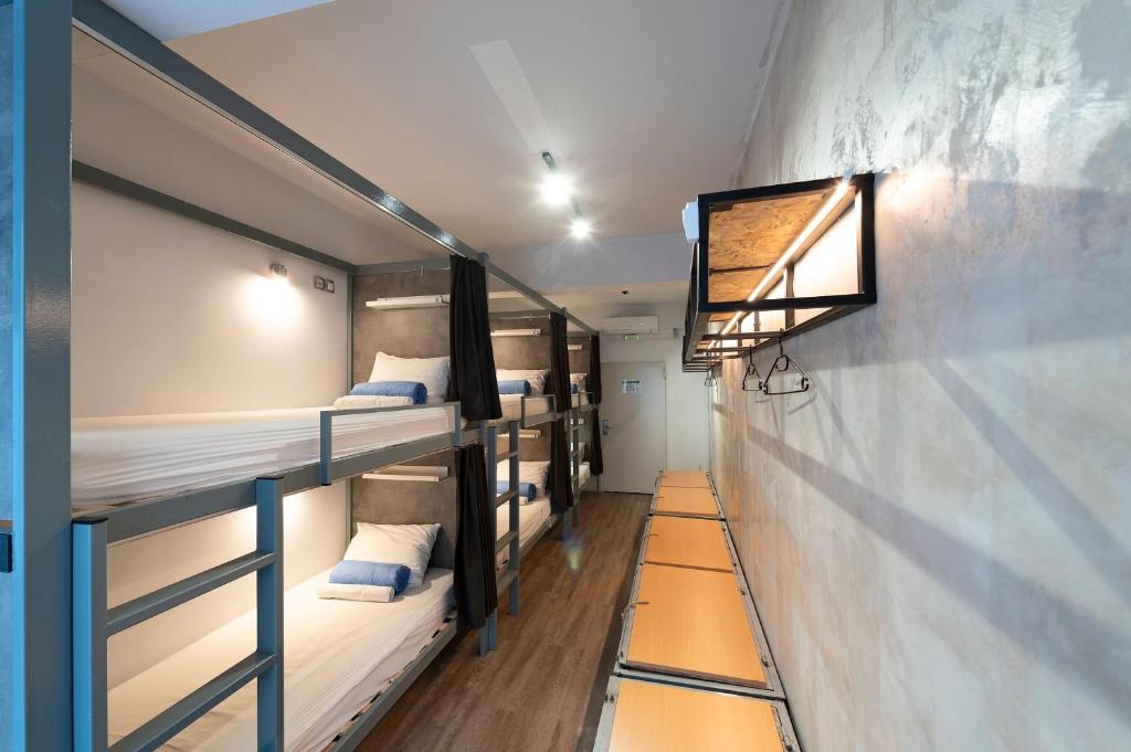 Номер (Кровать в общем номере для мужчин), Bedbox Hostel